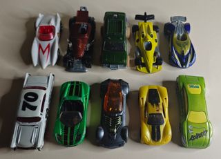 Lotto di 10 auto metalliche Hot Wheels