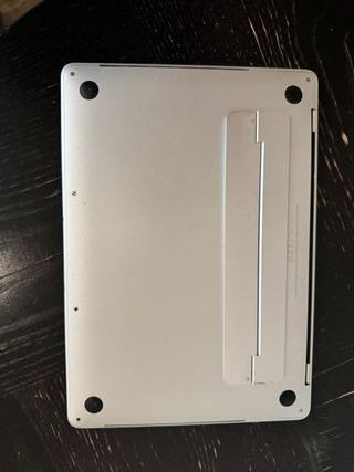 MacBook Pro 13” (A1989) – i5 / 8GB RAM / 512GB SSD