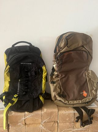mochilas de 20 y 30 litros de capacidad casi nueva