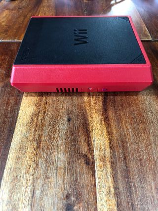 Console Nintendo Wii Mini Rossa completa di cavi