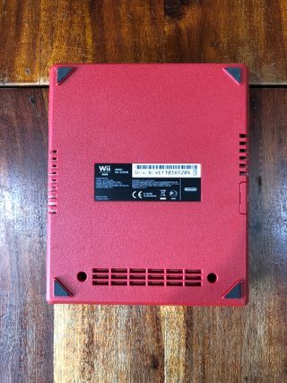 Console Nintendo Wii Mini Rossa completa di cavi