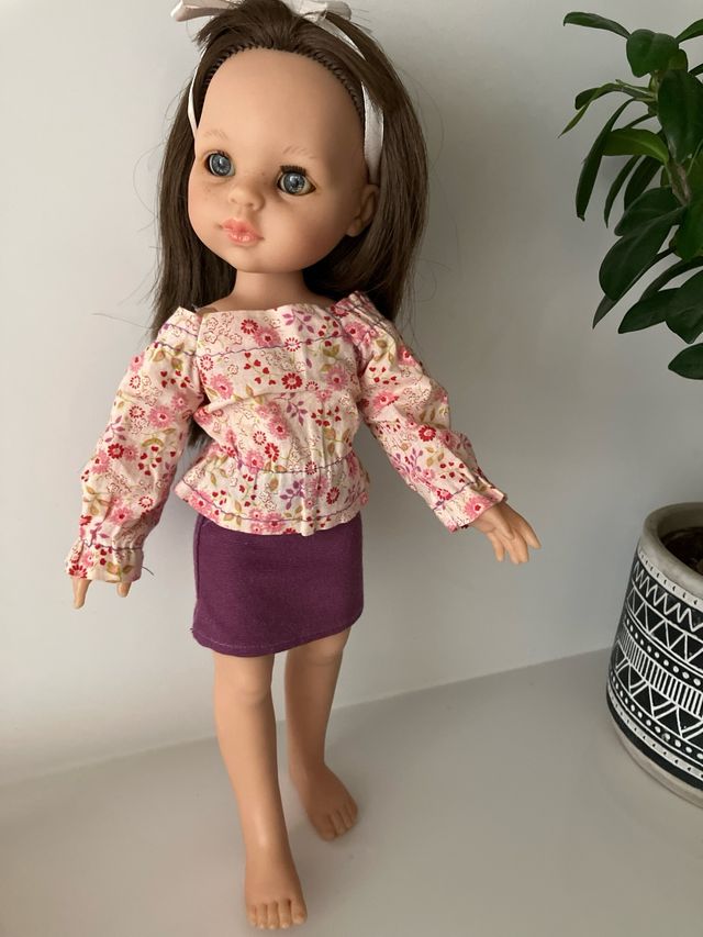 Muñeca Nicoletta Paola Reina