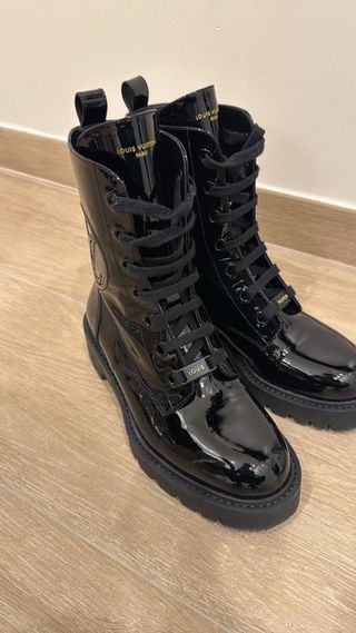 Botines charol Louis Vuitton negros