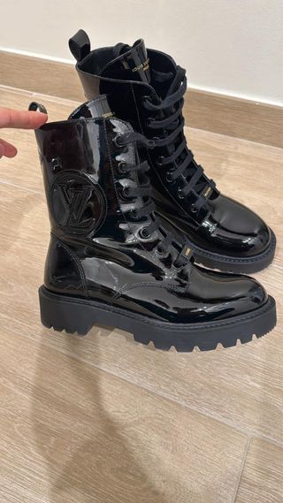 Botines charol Louis Vuitton negros