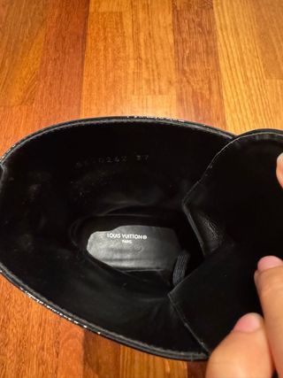 Botines charol Louis Vuitton negros