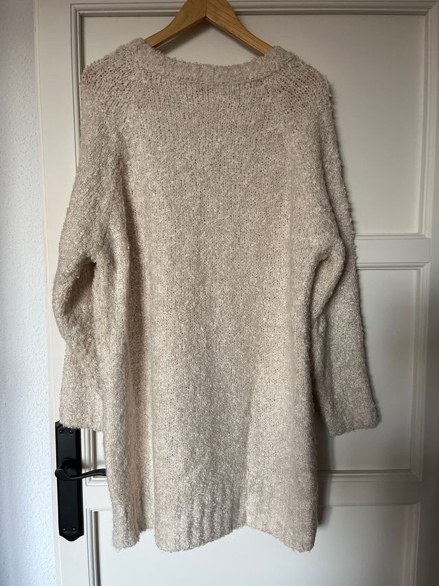 Jersey Stradivarius beige, talla M oversize