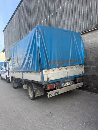 camion isuzo
