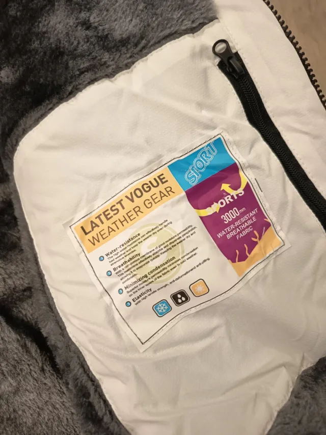 Giacca imbottita KEFITEVD