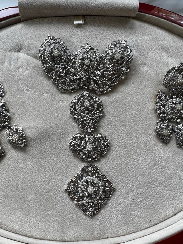 Aderezo Fallera Plateado Adulta