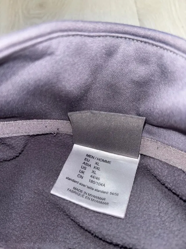 Chaqueta Jack Wolfskin gris