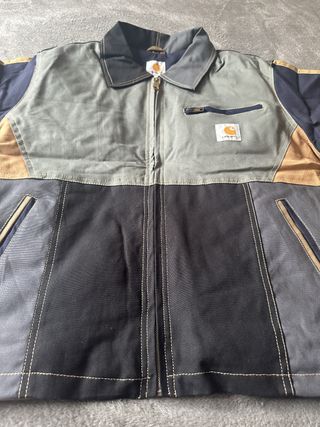 Carhartt M – Vintage Streetwear Minimalist
