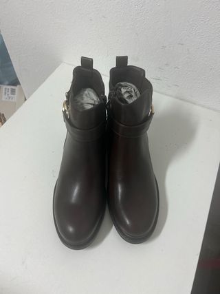 Stivaletti marroni donna tg 37 nuovi 