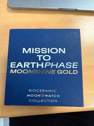 Swatch x Omega MoonSwatch «Moonshine Gold YOU»