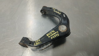 BRAZO SUSPENSION SUPERIOR DELANTERO DERECHO NISSA