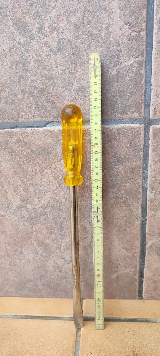 Destornillador plano grande