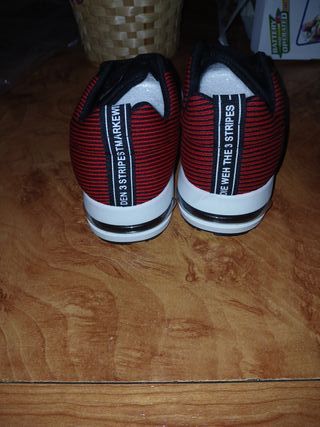 Deportivas Hombre Talla 41 Negro/Rojo