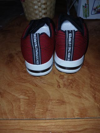 Deportivas Hombre Talla 41 Negro/Rojo
