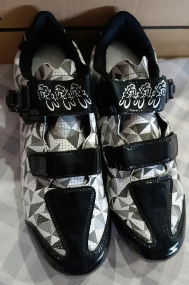 Sapatos de Ciclismo Tamanho 44