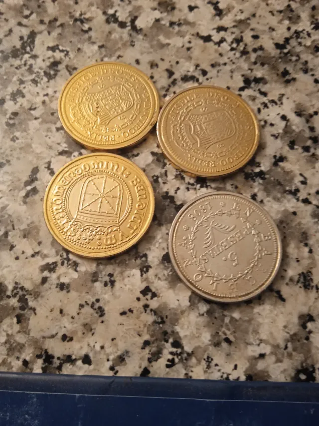 Réplicas de Monedas Antiguas (4 piezas)