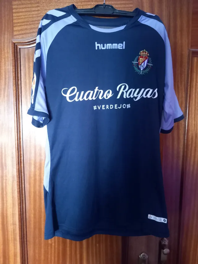 Camiseta Real Valladolid Hummel Talla M 2018/19