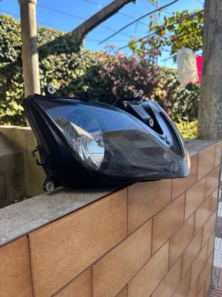 Faro Honda CBR 600 F4i