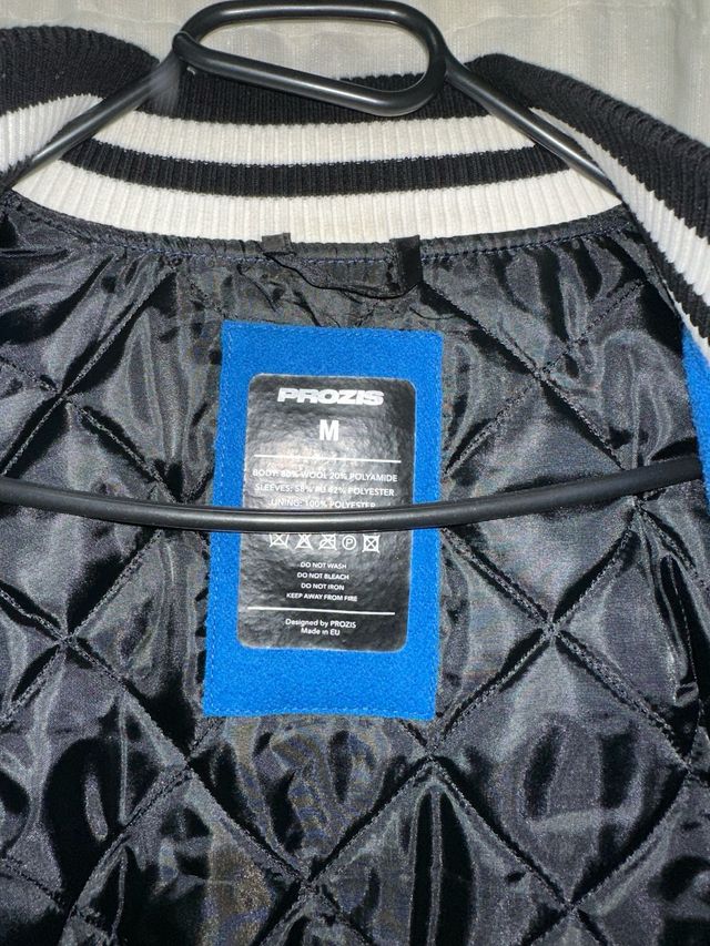Chaqueta Deportiva Azul y Negra Prozis