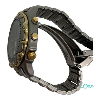 Reloj Lotus Titanio Cronógrafo Alarma Dorado