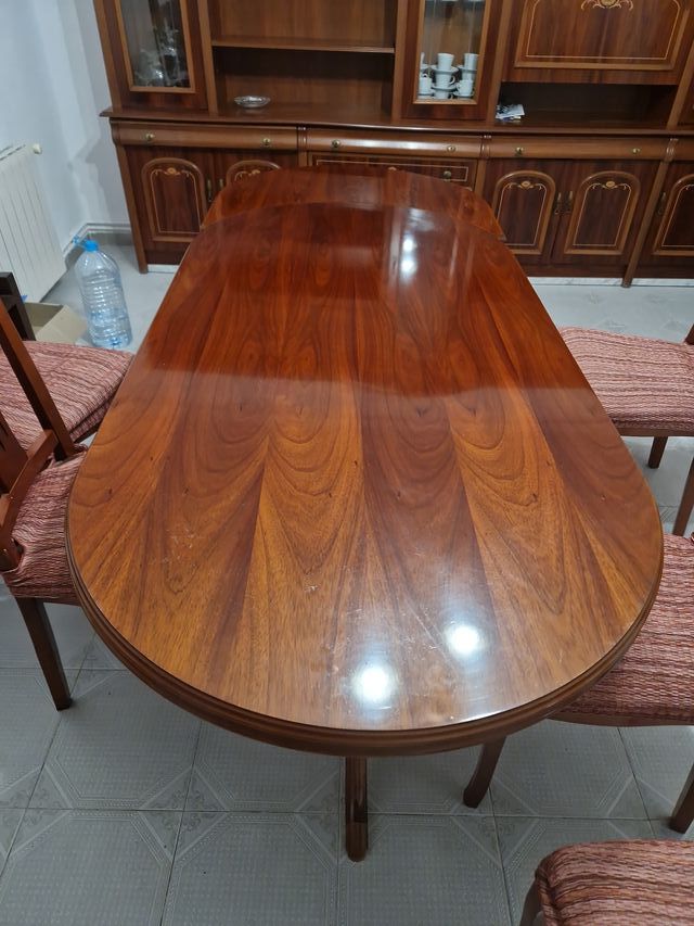 Conjunto muebles comedor clásicos madera