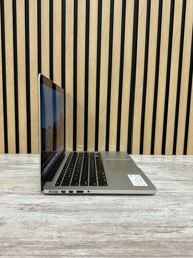 MacBook Pro 13" 2013 i5 8gb 256gb SSD