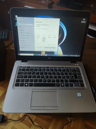 HP EliteBook 840 G4 Plata/Negro
