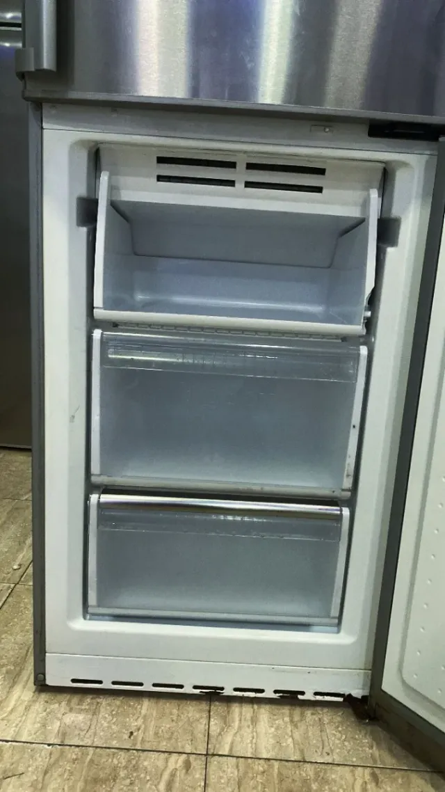 Nevera marca balay no frost clase A+  buen estado 