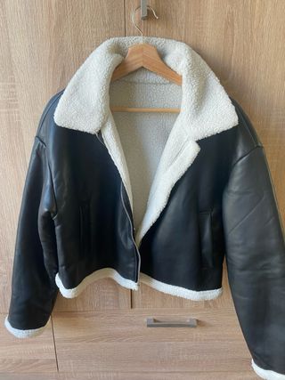 Chaqueta Piel Negra con Borrego Talla L