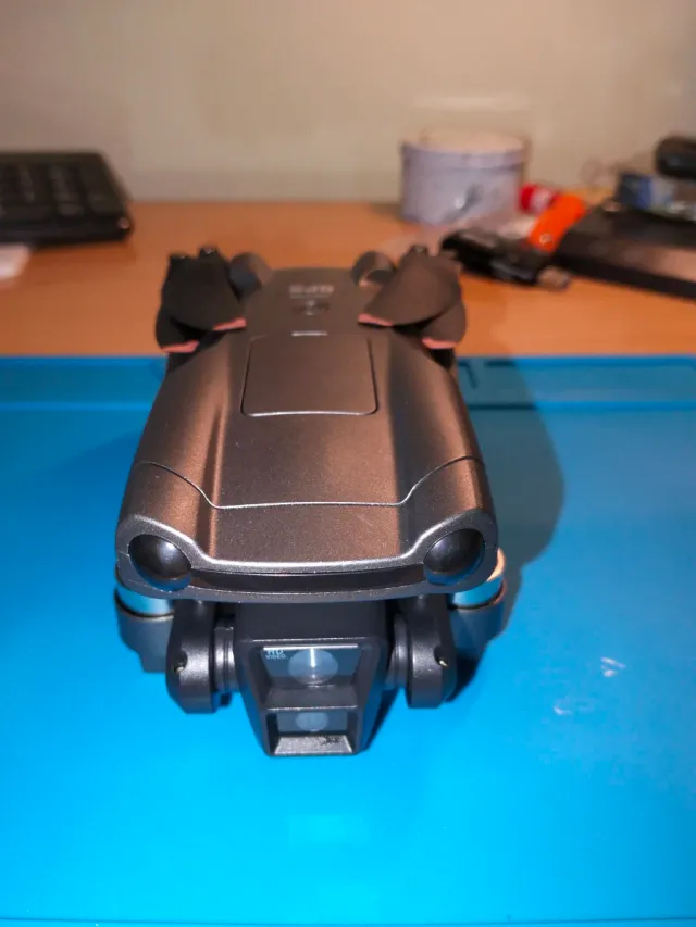 Drone GPS con telecomando e custodia