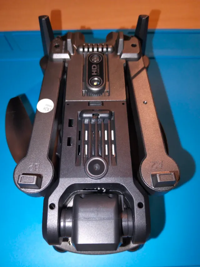 Drone GPS con telecomando e custodia