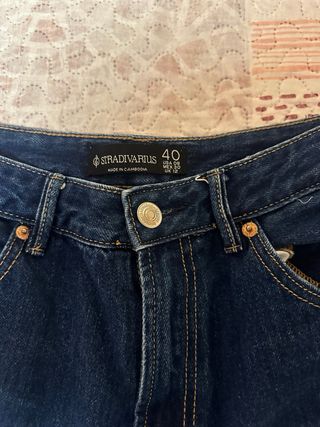 Pantalones vaqueros anchos