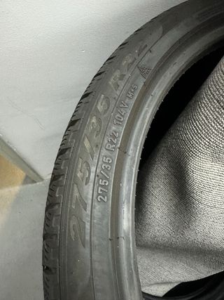Neumático Pirelli Scorpion Winter 275/35 R22 104V 