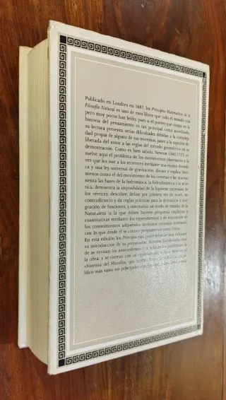 Newton-Escohotado.Principios matemáticos filosofía