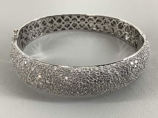 brazalete oro 18k con piedra con diamante