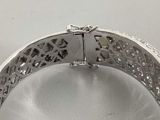 brazalete oro 18k con piedra con diamante