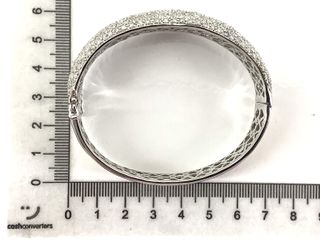 brazalete oro 18k con piedra con diamante