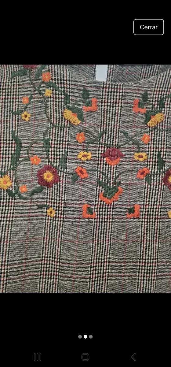 Vestido cuadros con bordado floral