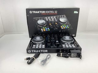 mesa mezclas native instruments traktor kontrol s2 mk2