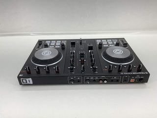 mesa mezclas native instruments traktor kontrol s2 mk2