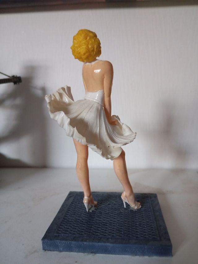 Figura Marilyn Monroe Vestido Blanco