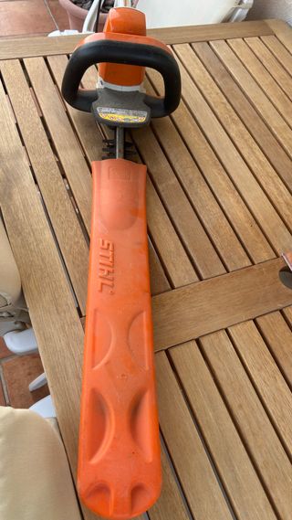 Tagliasiepi STHIL