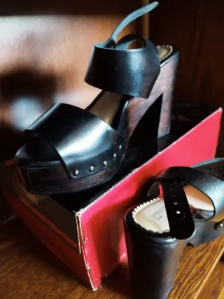Sandalias plataforma tacón madera  n37