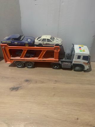 Camión Porta Coches Antiguo