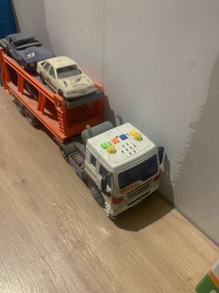 Camión Porta Coches Antiguo
