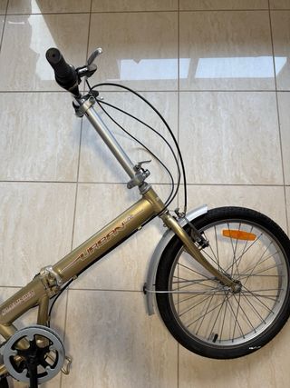 Bicicleta Plegable Boomerang Dorada