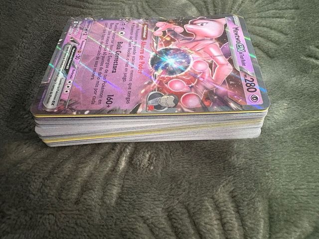 Lote 73 Cartas Pokémon Españolas y Japonesas.